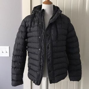 Hooded puffer jacket